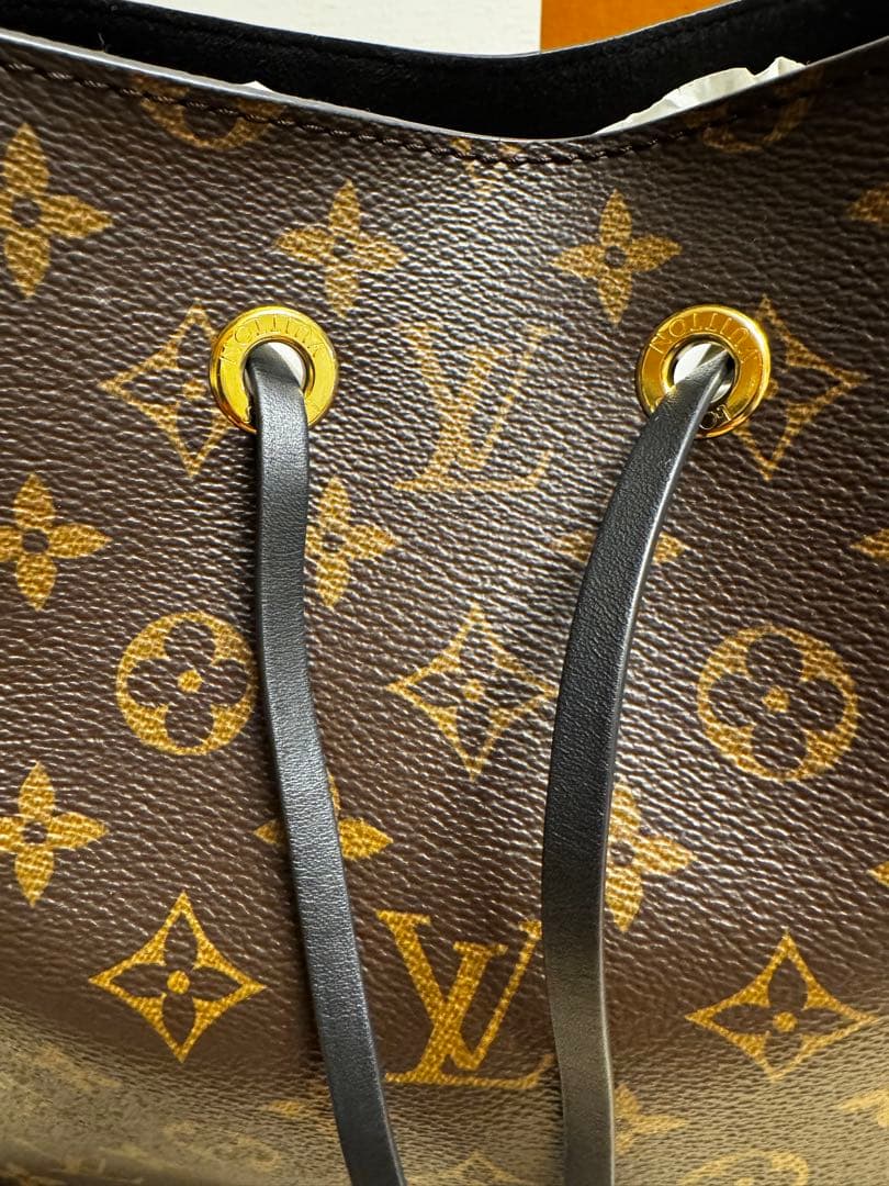 ルイ・ヴィトン　ネオノエ　ショルダーバッグ美品