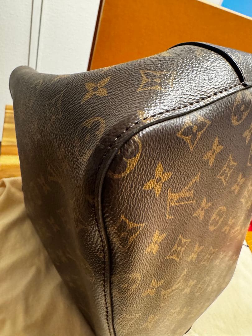 ルイ・ヴィトン　ネオノエ　ショルダーバッグ美品