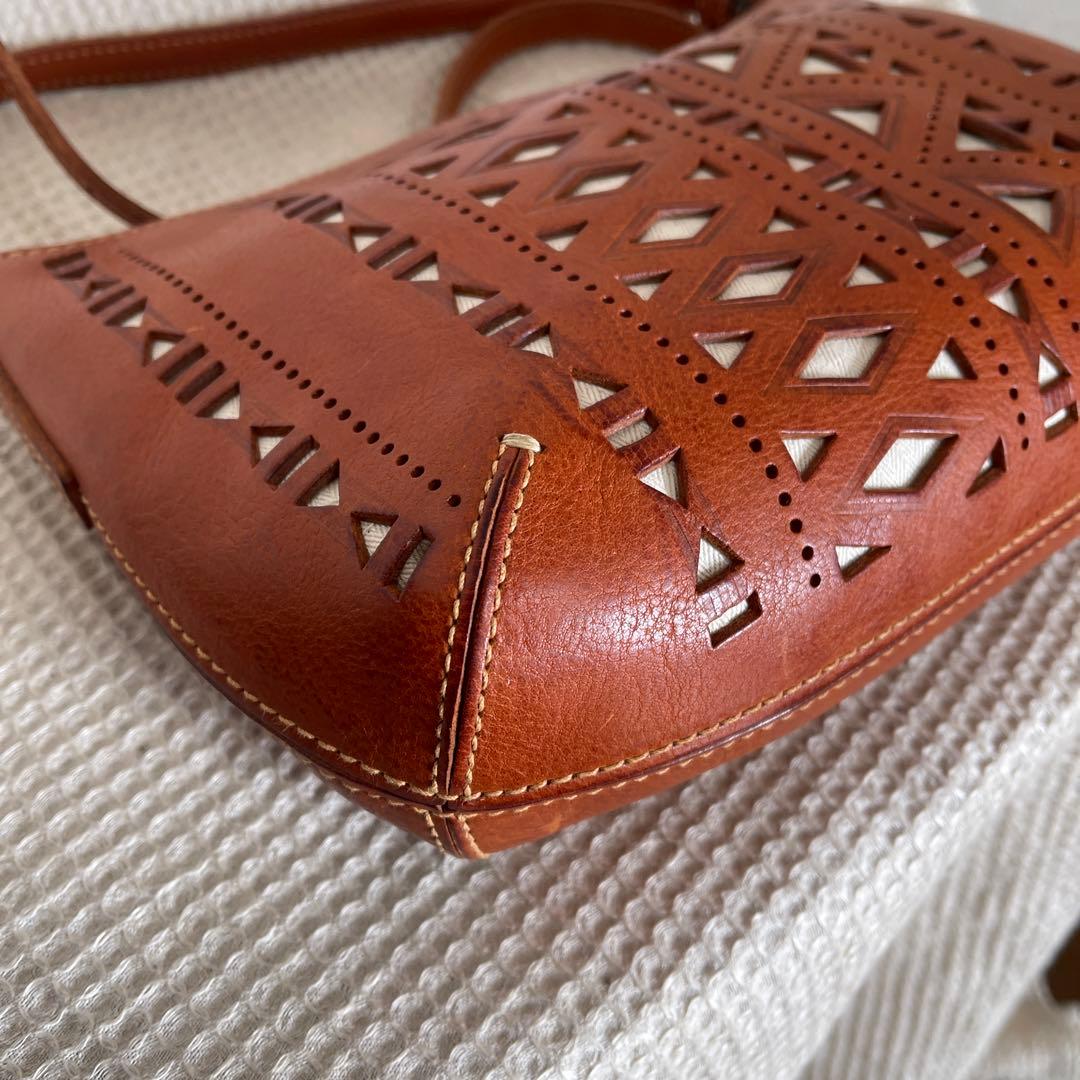 ◇ 美品 genten ゲンテン カットワークレザーショルダーバッグ ブラウン◇