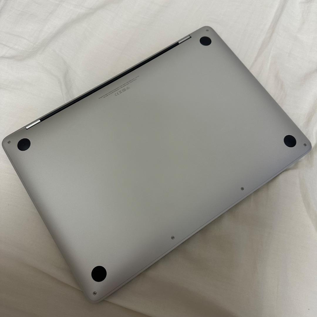 【2020年モデル】Macbook pro 13inch 1TB シルバー