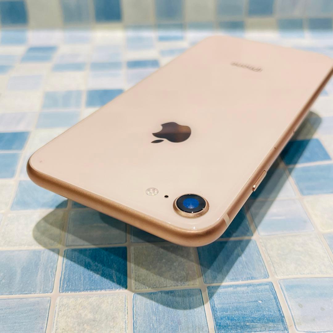 SIMフリー iPhone8 64GB ゴールド バッテリー新品