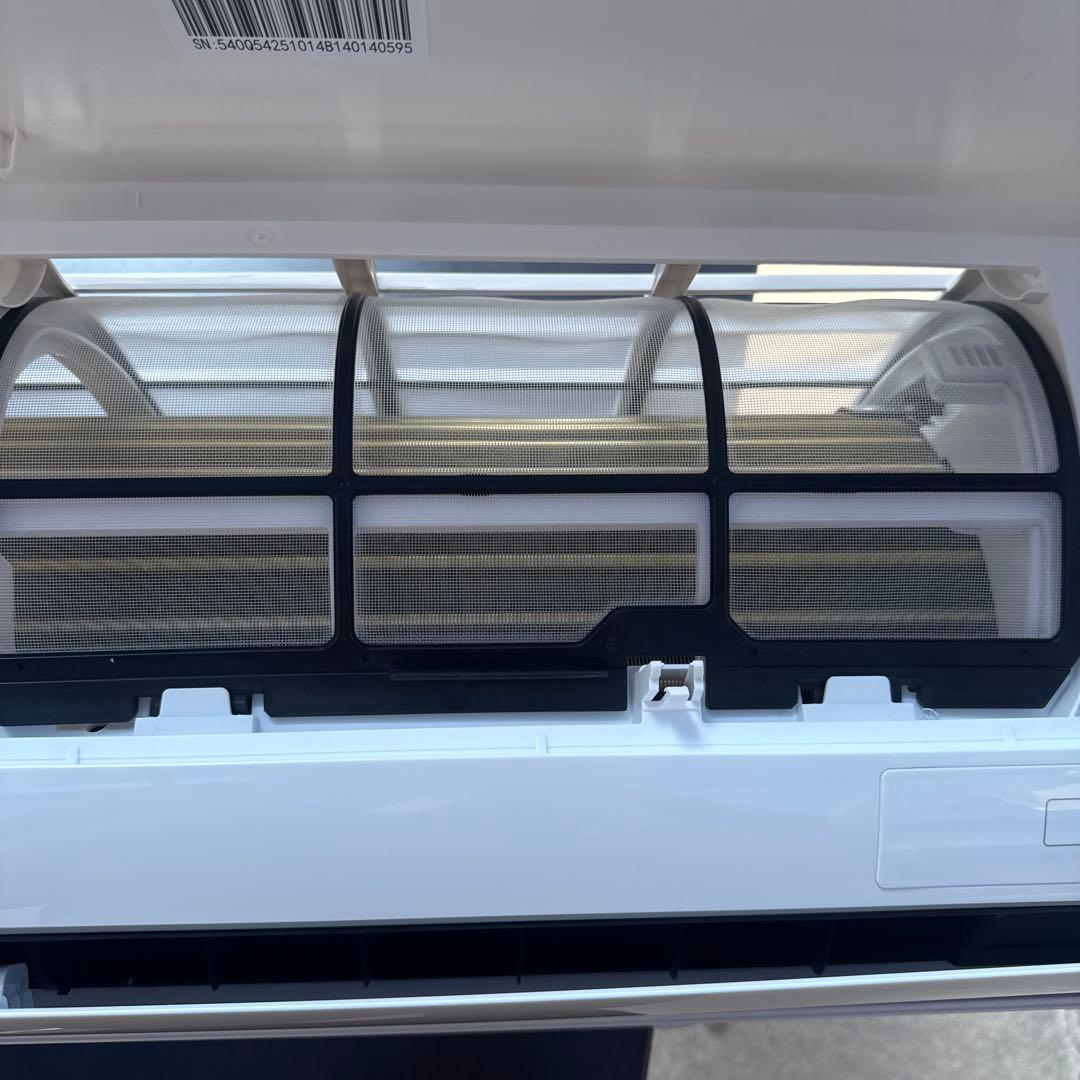 スナフのかばんアイリスオーヤマエアコンIRA-2205R 6畳 2024年