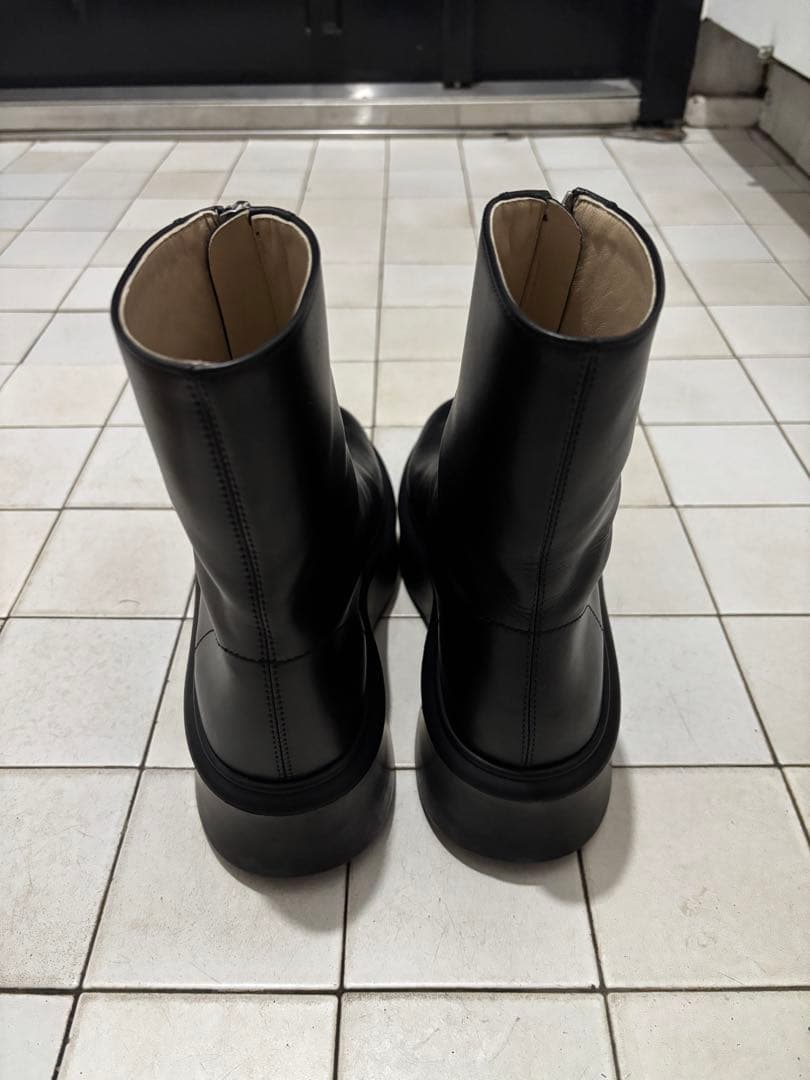 【美品】THE ROW ZIPPED BOOT ブラック 37