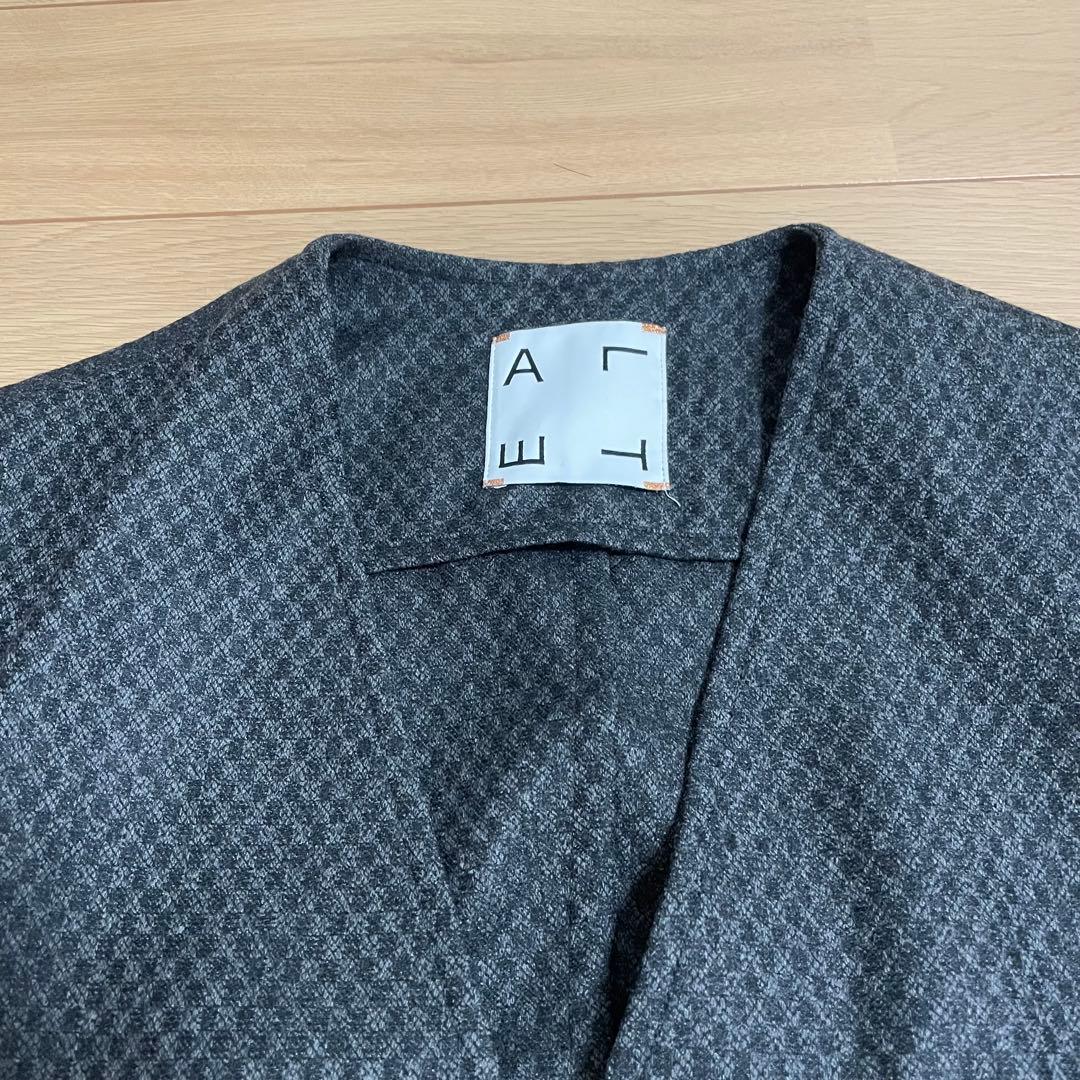 新品 半額以下 保管品 イタリア製 アルテア ウール ジレ