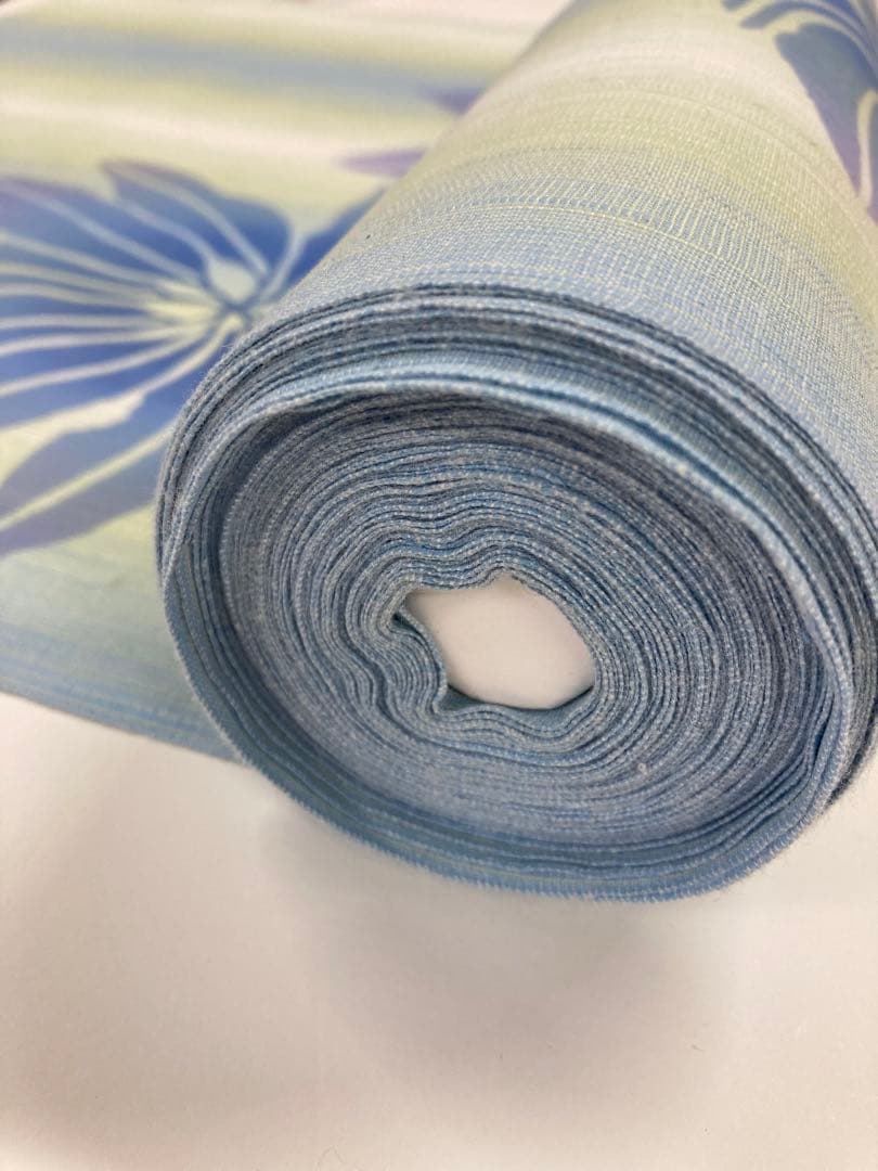 美品の新品未使用　伊勢型紙の浴衣反物　⭐︎写真追加しました