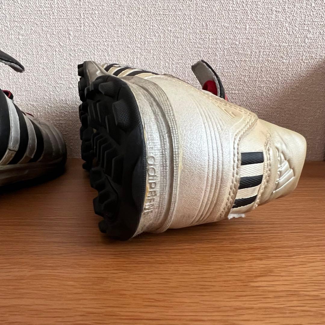 ■希少　アディダス　プレデターマニア　トレーニングシューズ　フットサル　26cm
