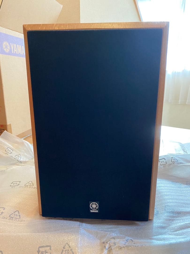 ヤマハステレオスピーカー（箱付き）