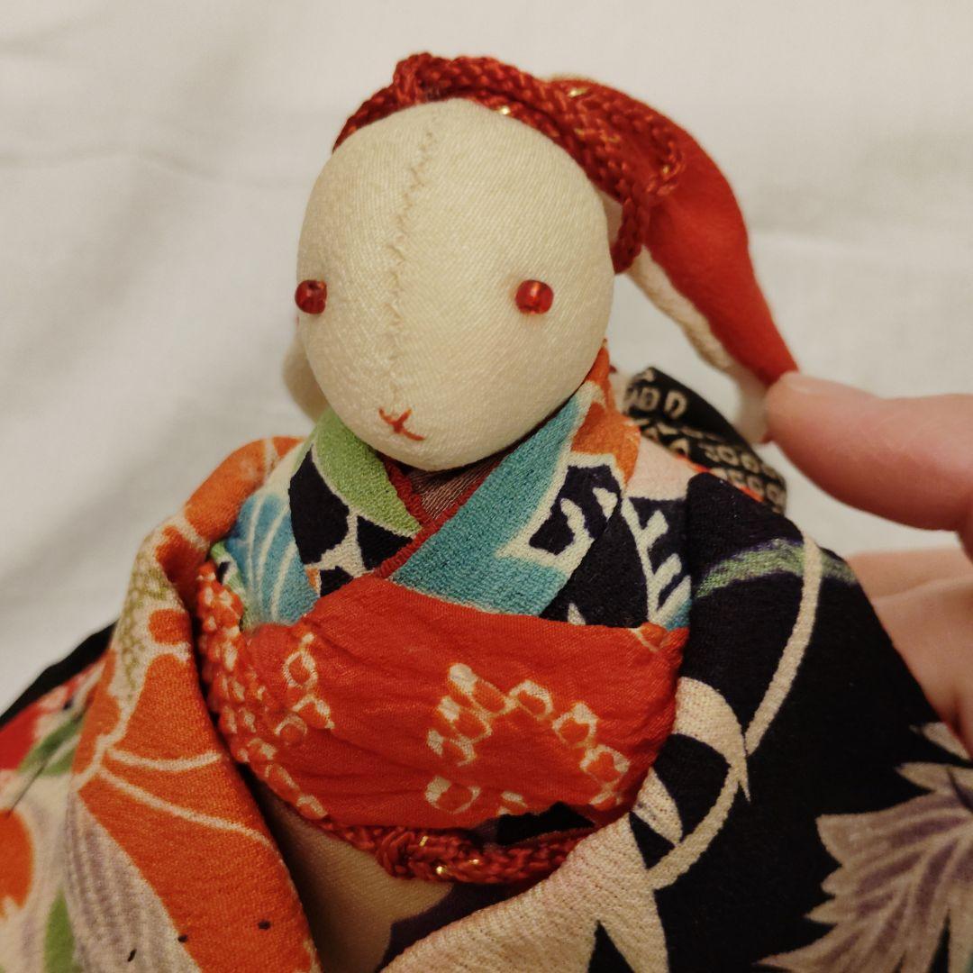 うさぎ　着物きているうさぎ置物