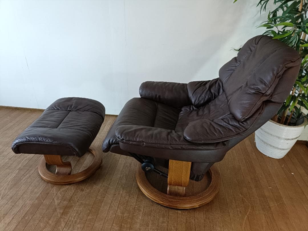 シンタロウ　エコーネス　レノ　クラシックM　ストレスレスチェア　本革　美品