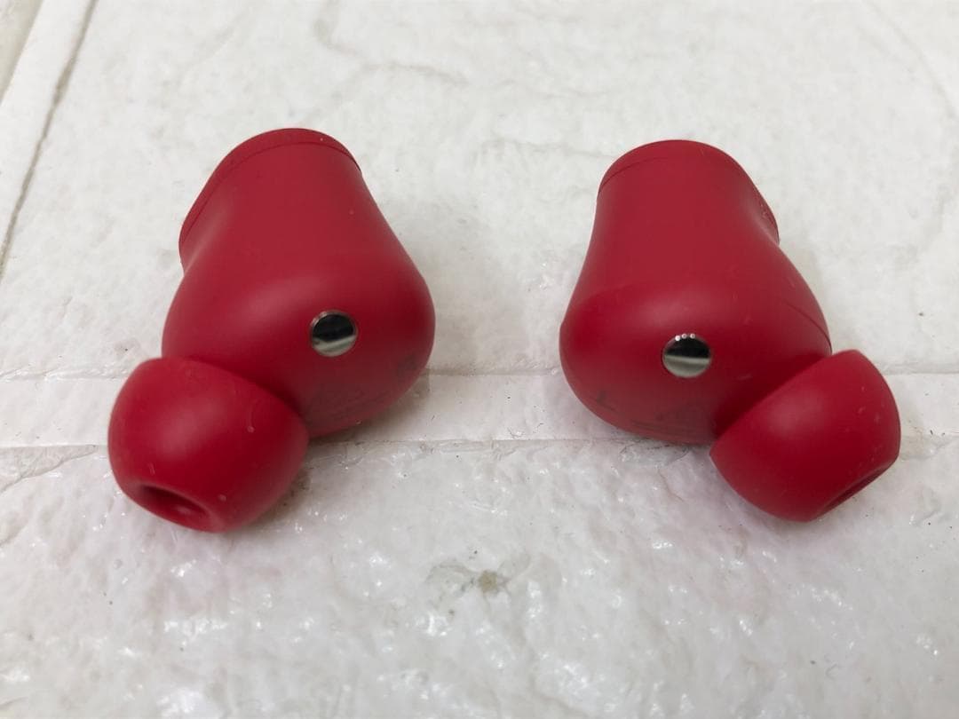 展示品！Beats Solo Buds トランスペアレントレッド