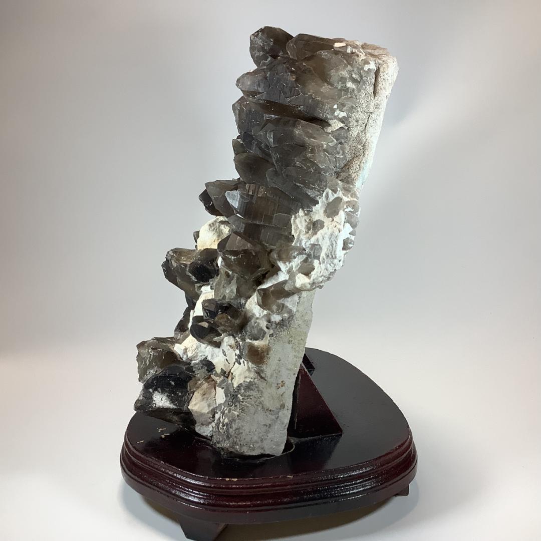 黒水晶クラスター　巨大鉱石　19.7ｋｇ　希少品　パワーストーン　玄関　リビング