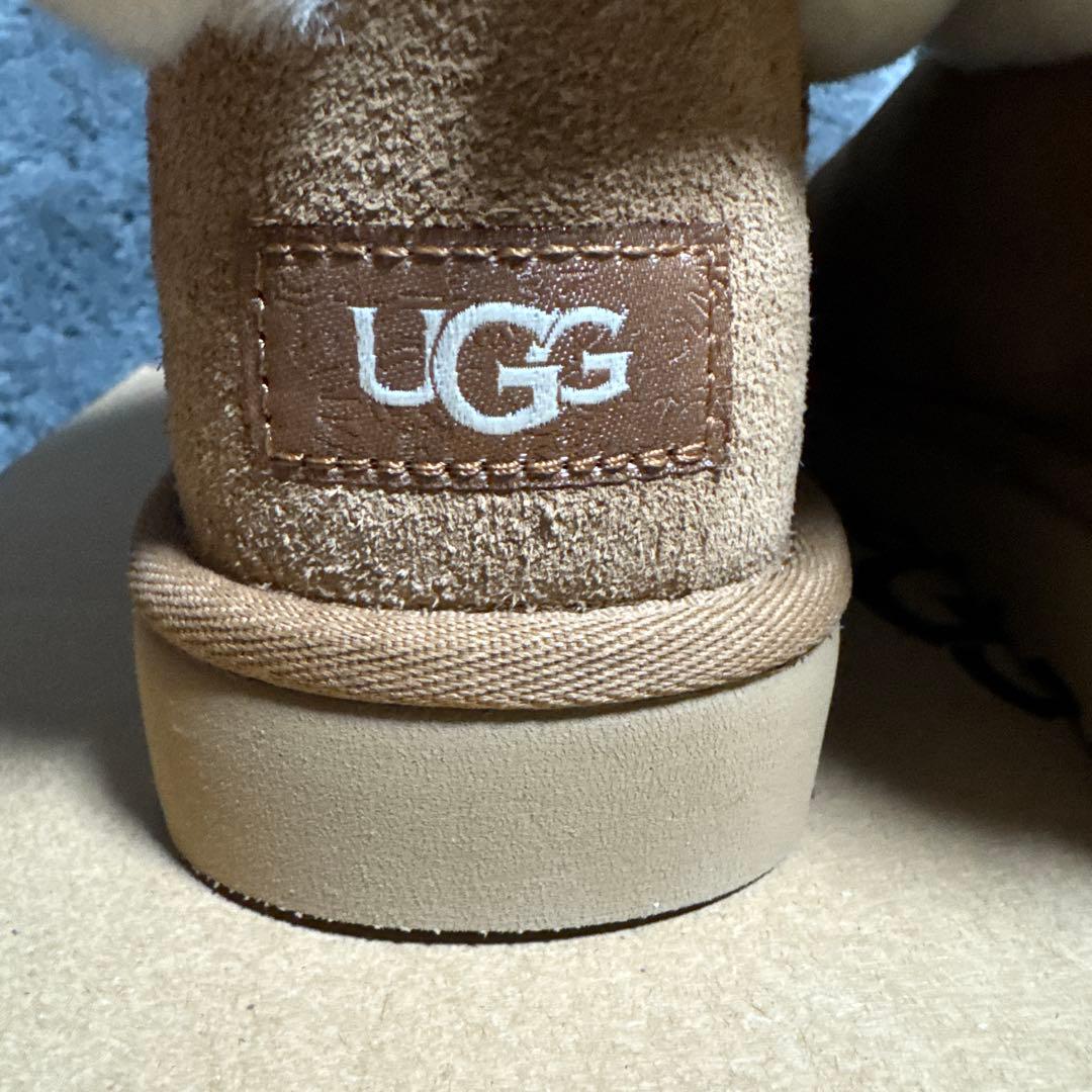 UGG アグ　ムートンブーツ　チェスナット　クラシックミニ　7サイズ　新品未使用