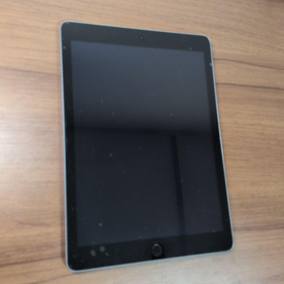 【即日発送】Apple iPad (第5世代) シルバー 本体