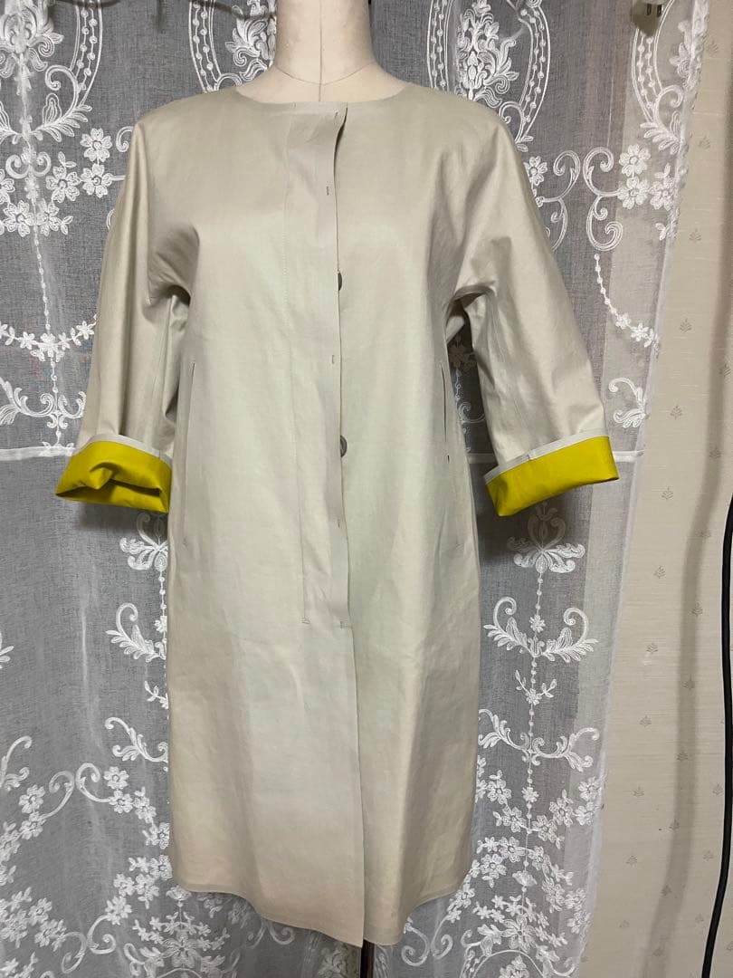 高級ブランド　ヘルノ　春夏コート