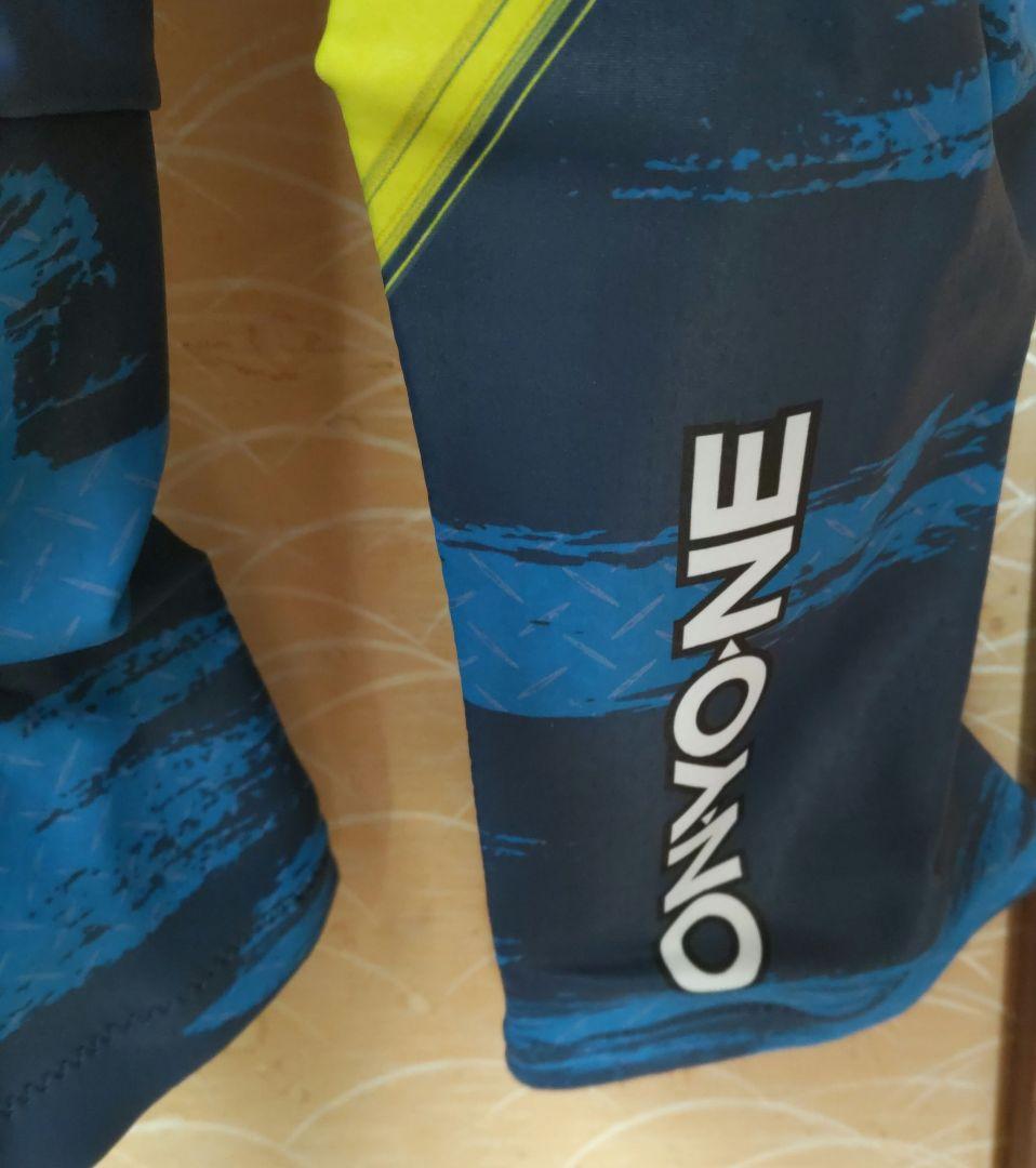 新品タグ付き ONYONE オンヨネ FIS 対応ワンピース