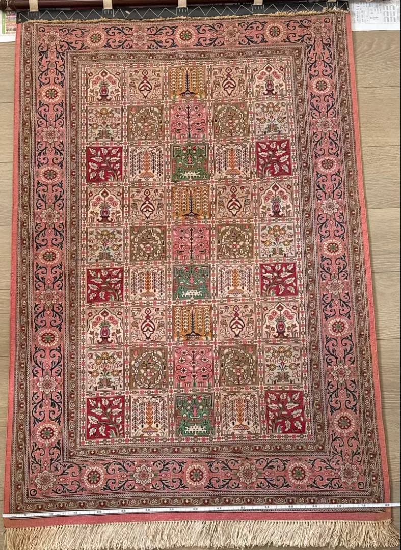 ペルシャ絨毯　クムシルク　80cm×120cm