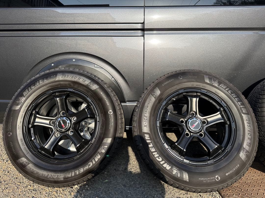 B-mudK 18インチホイール　ランクル200で使用