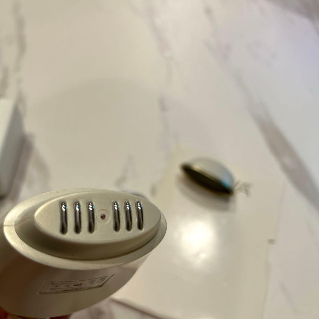 NEWAリフト　美顔器