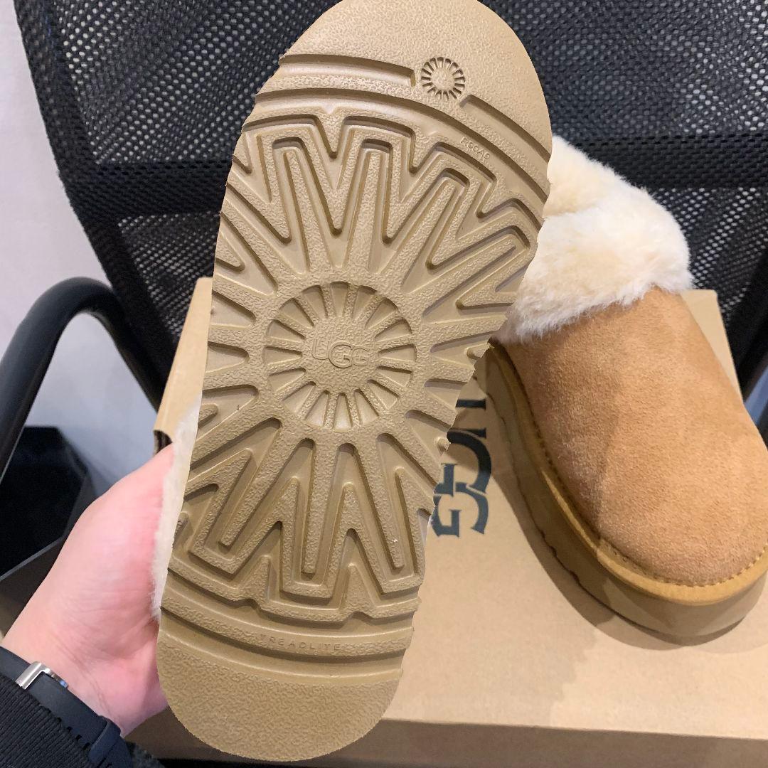 ★未使用★UGG厚底 ブラウンムートンブーツファー付き 24CM