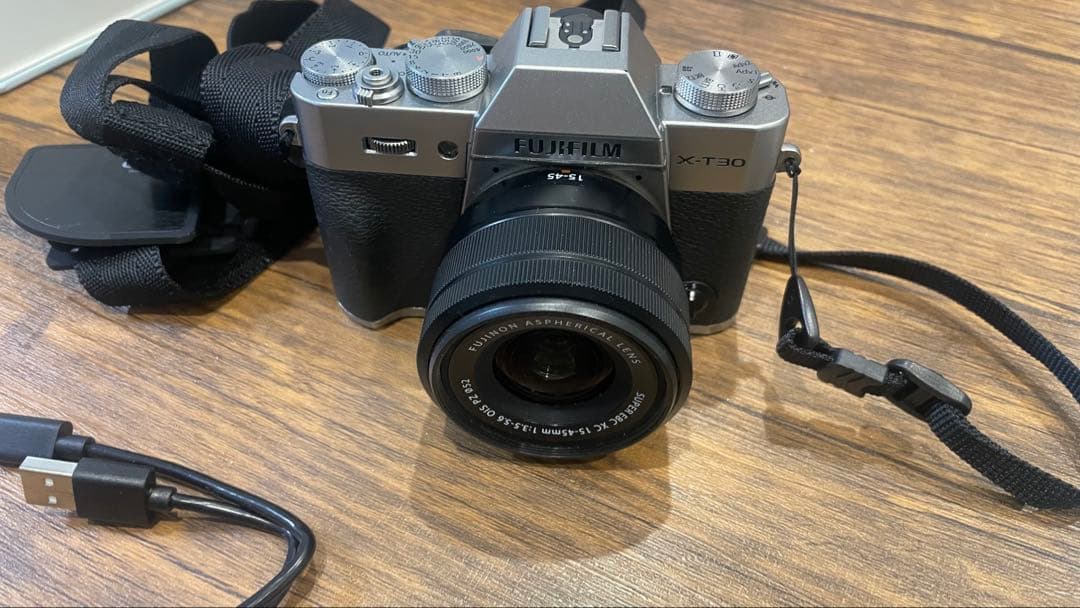 Fujifilm XT-30 レンズ15-45セット