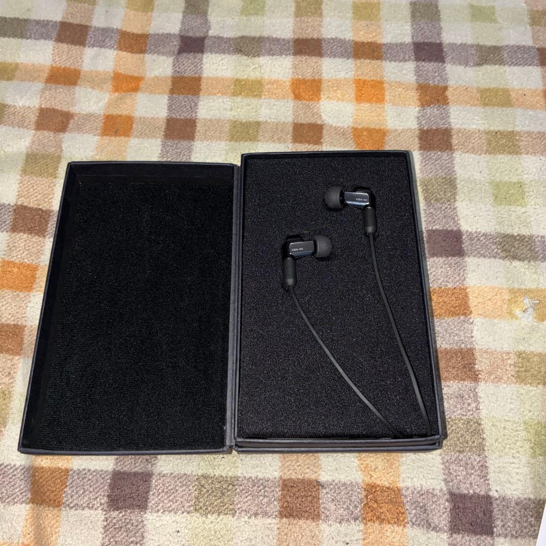 SONY XBA-N1 有線イヤホン　高級機！ハイレゾ