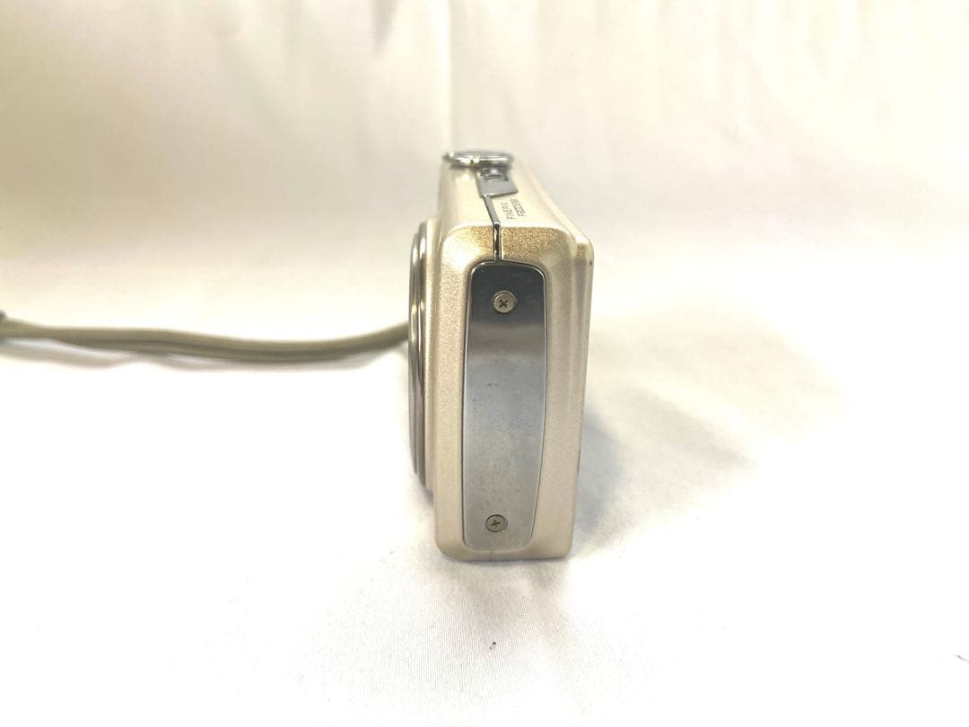 Fujifilm FinePix F200EXR デジタルカメラ デジカメ