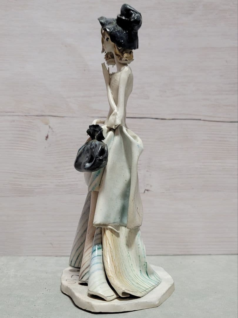 Bepe Duso 陶器人形 女性像