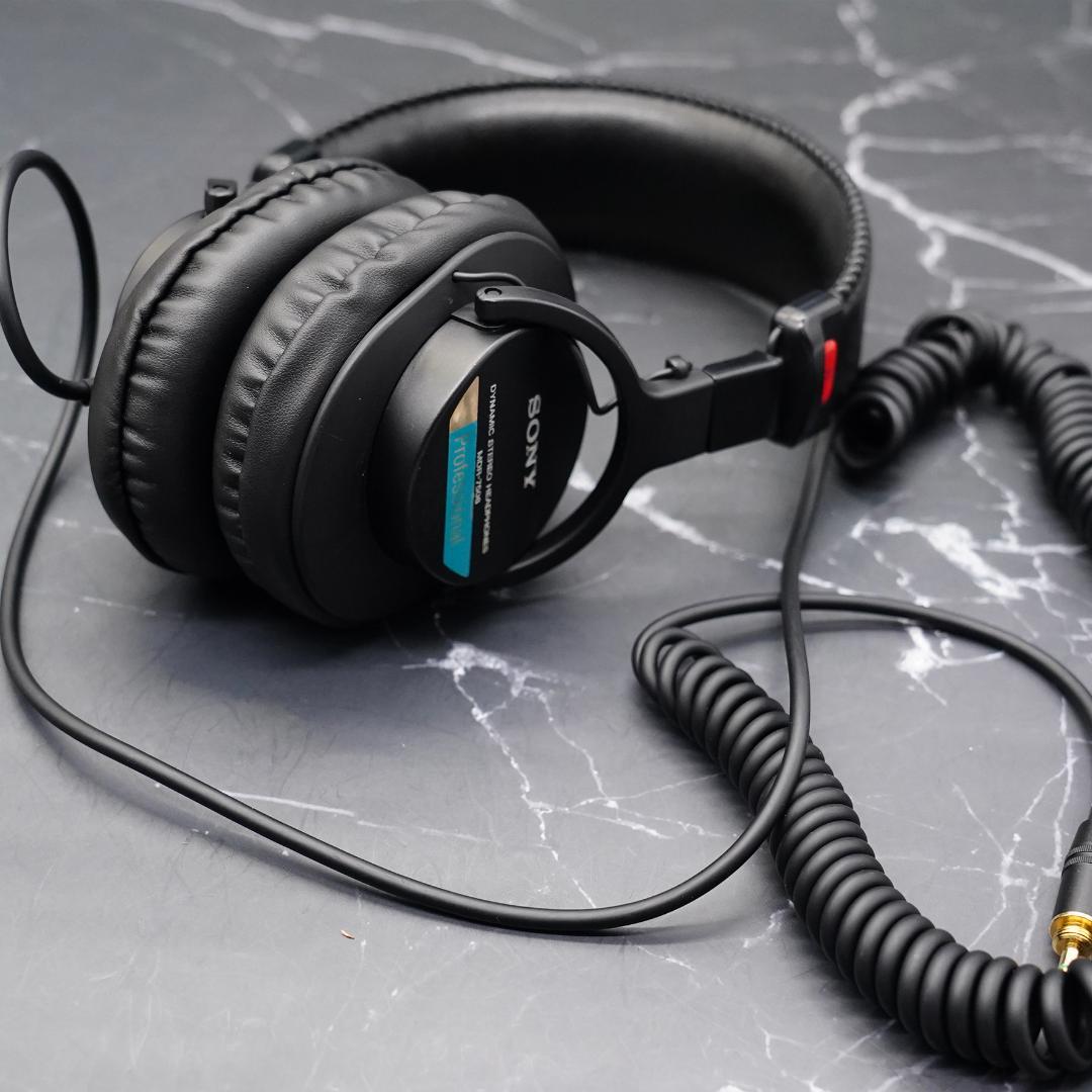 ★ SONY MDR-7506 プロフェッショナルヘッドフォン　美品