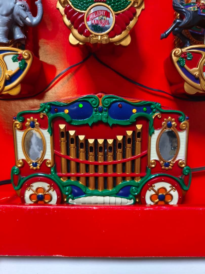 HOLIDAY CAROUSEL ホリデーカルーセル　　クリスマス　サンタ