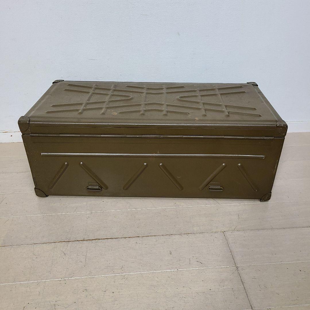 く*ま様 旧日本軍 将校用トランク 金属製 当時物