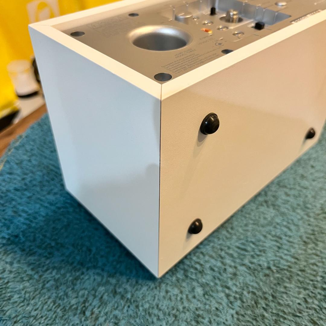 Tivoli Audio MODEL THREE 時計付きラジオ