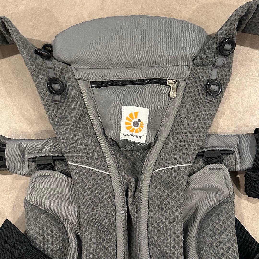 は*る様 【極美品】ergobaby OMNI breeze グレー ポーチ カ