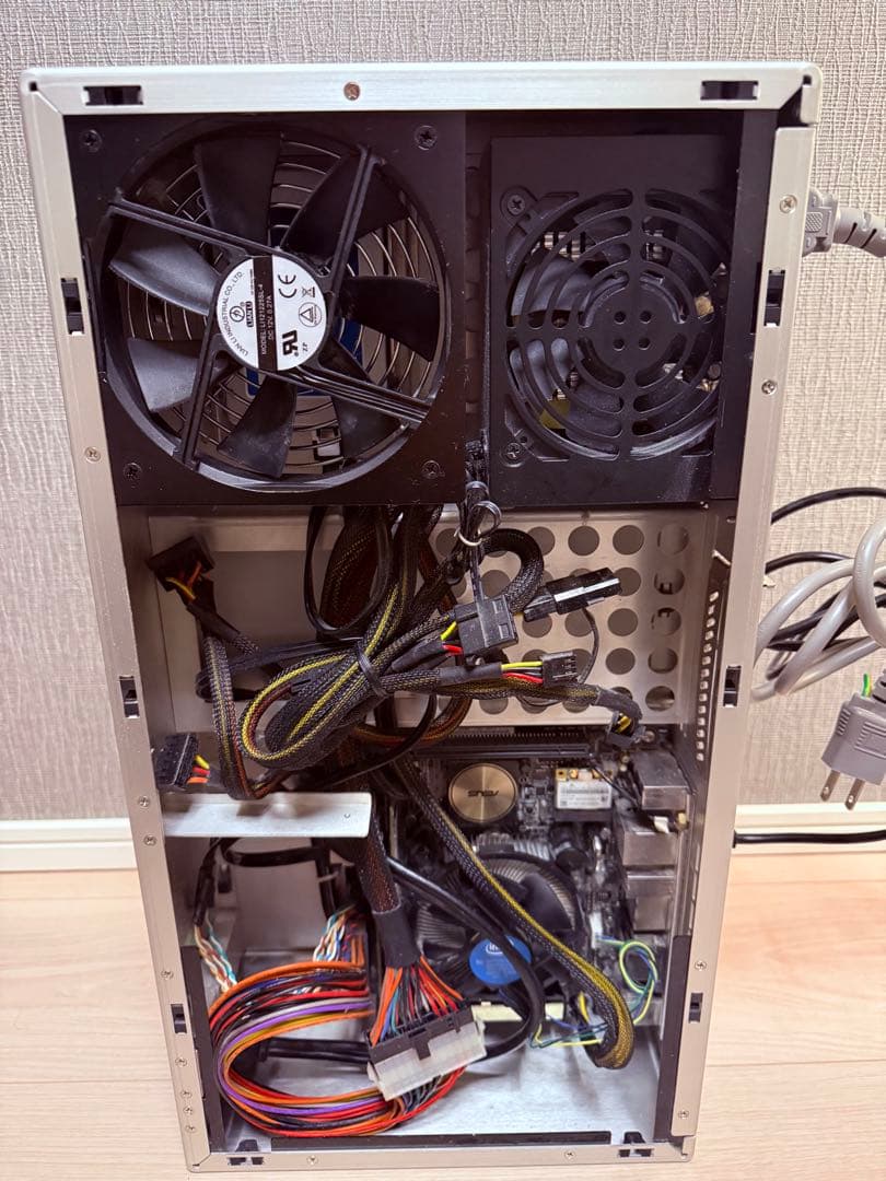 自作PC Lian li PC-Q19