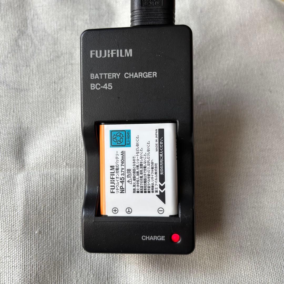 [付属品有]FUJIFILM FINEPIX Z250[中古]