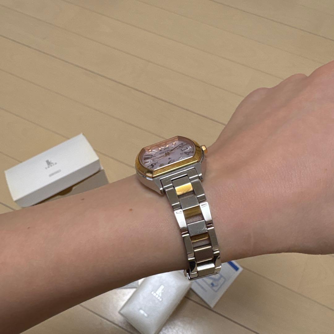 LUKIA SEIKO レディース時計 ソーラー電波