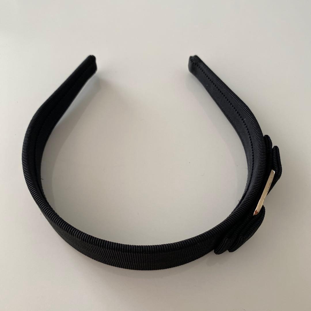 【Ferragamo】フェラガモ　カチューシャ　リボン　ブラック×ゴールド