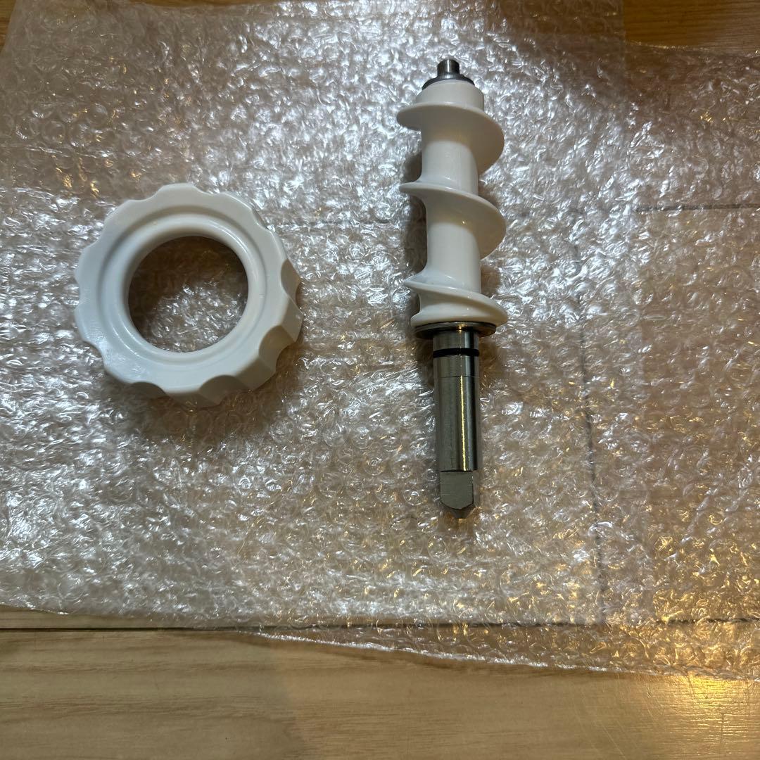 中古品￼キッチンエイド　スタンドミキサー（ホワイト）