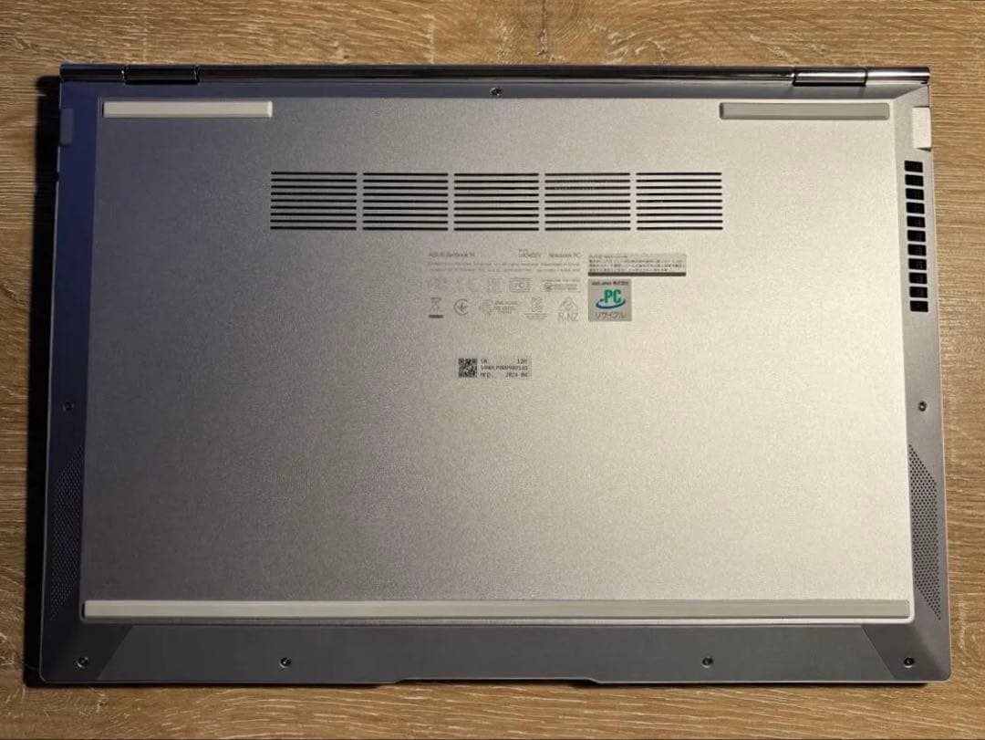 ASUS Zenbook 14 < i7 13世代 16GB SSD 1TB >