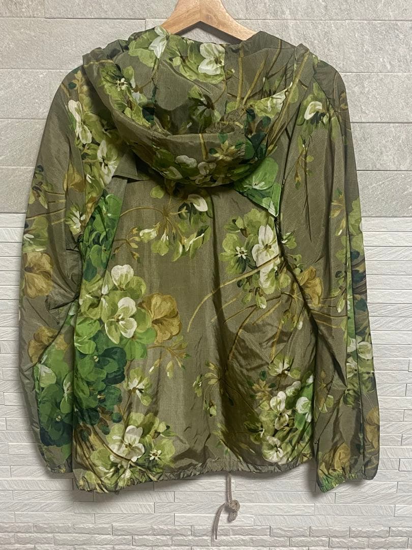 GUCCI 花柄ナイロンジャケット　フローラルプリント