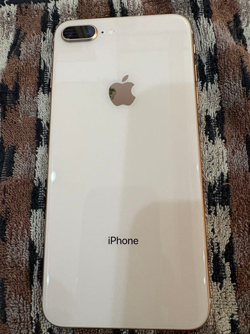 iPhone8Plus 256G ピンク