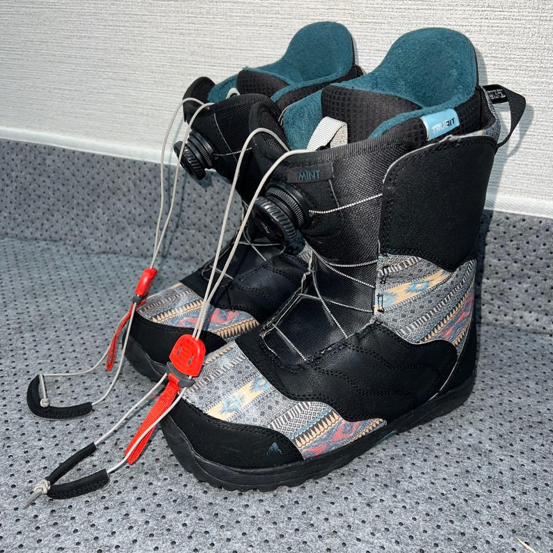 10回使用 人気サイズ24cm BURTON MINT BOA スノボブーツ