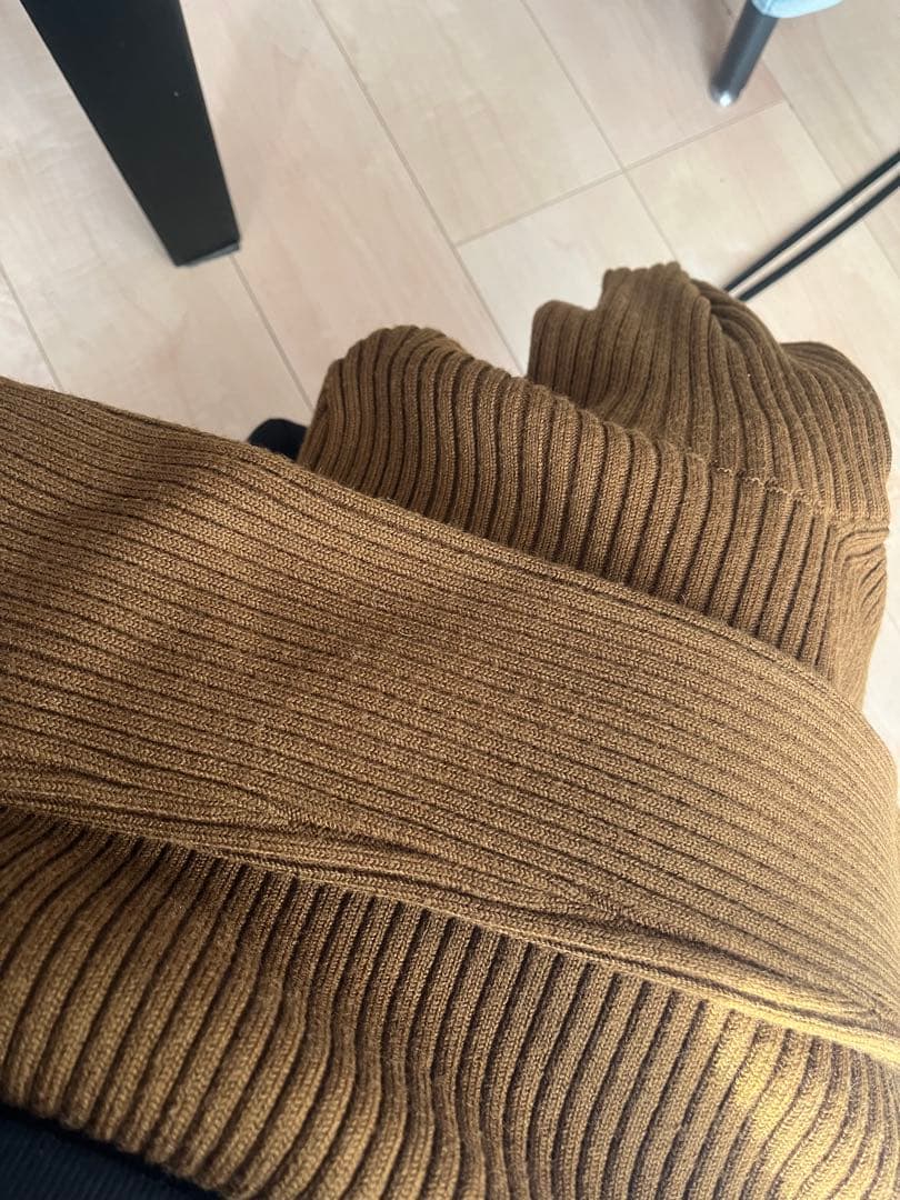 お値下げ中　Dries van noten リブ編みタートルネック　ニット