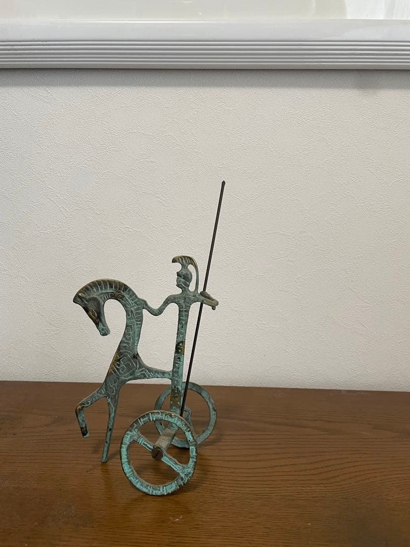 戦士のオブジェ