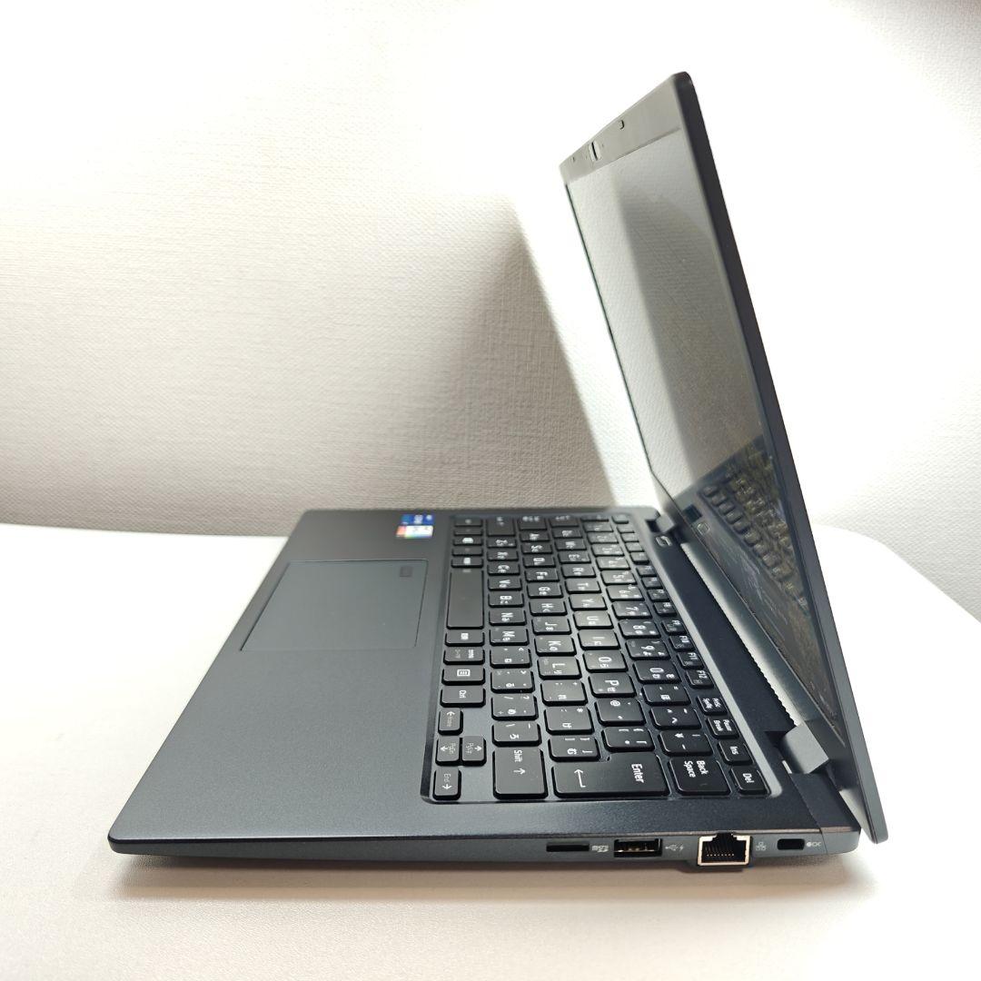 dynabook G83/HS Intel Core i7 ノートPC