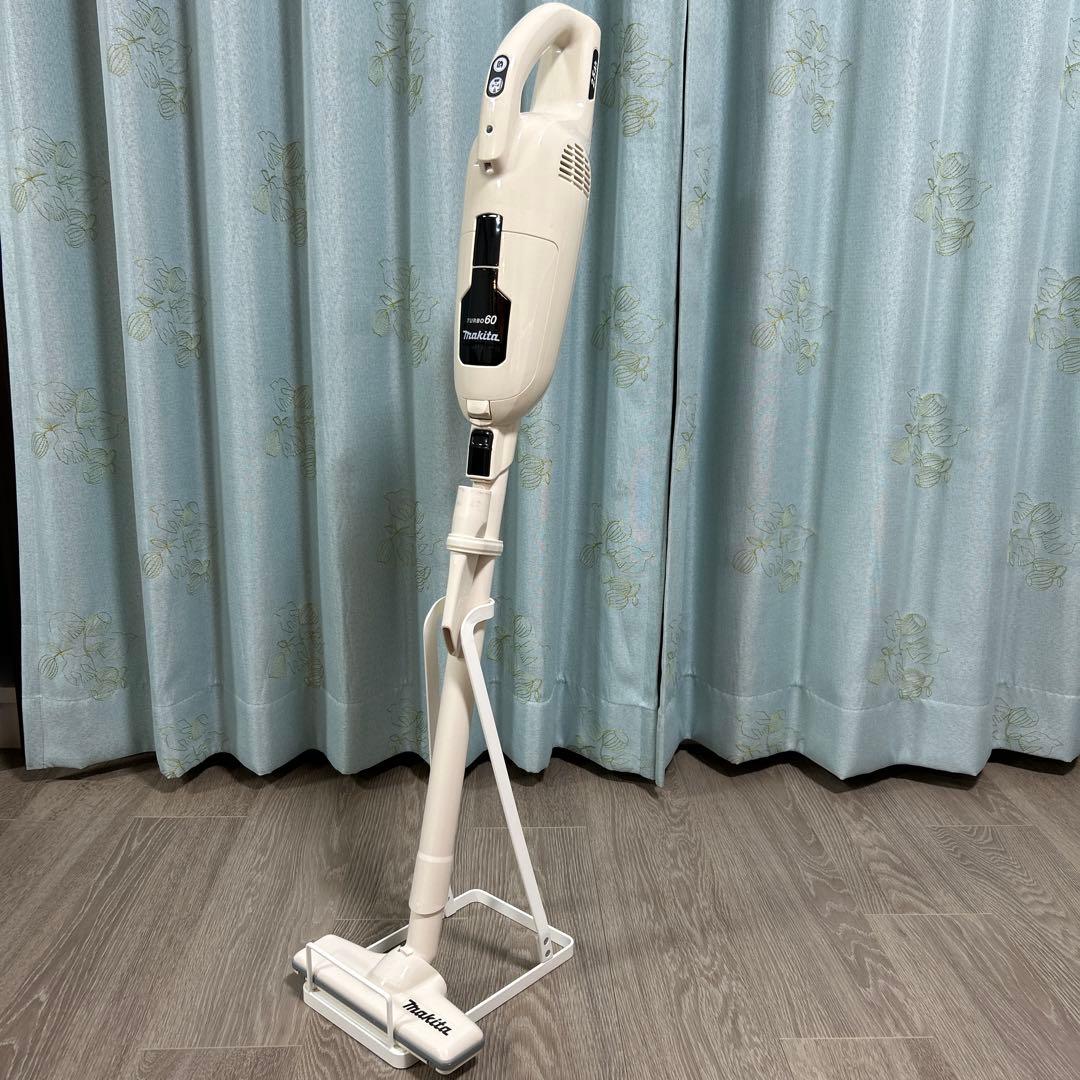 Makita スティッククリーナー TURBO 60 & 山崎実業スタンド付き