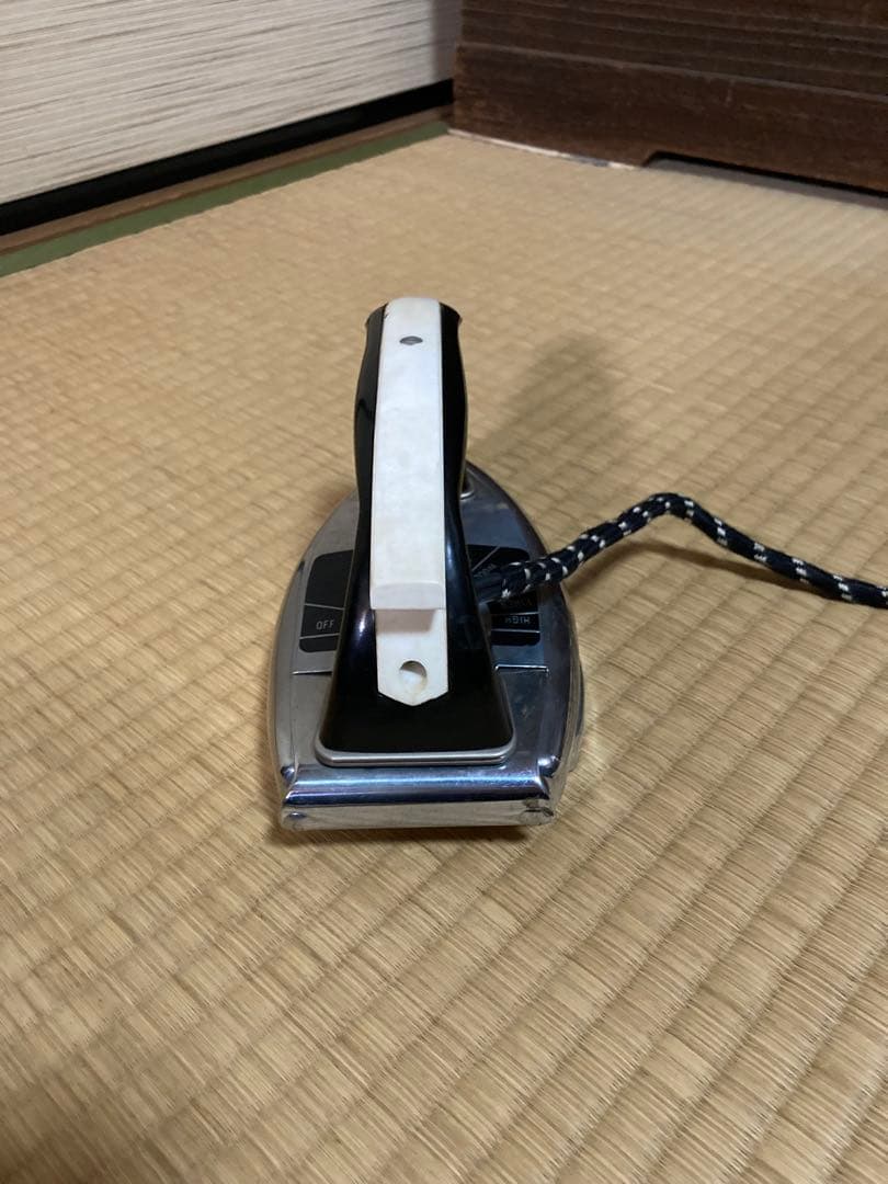【東京芝浦電気】電気アイロン　アンティーク