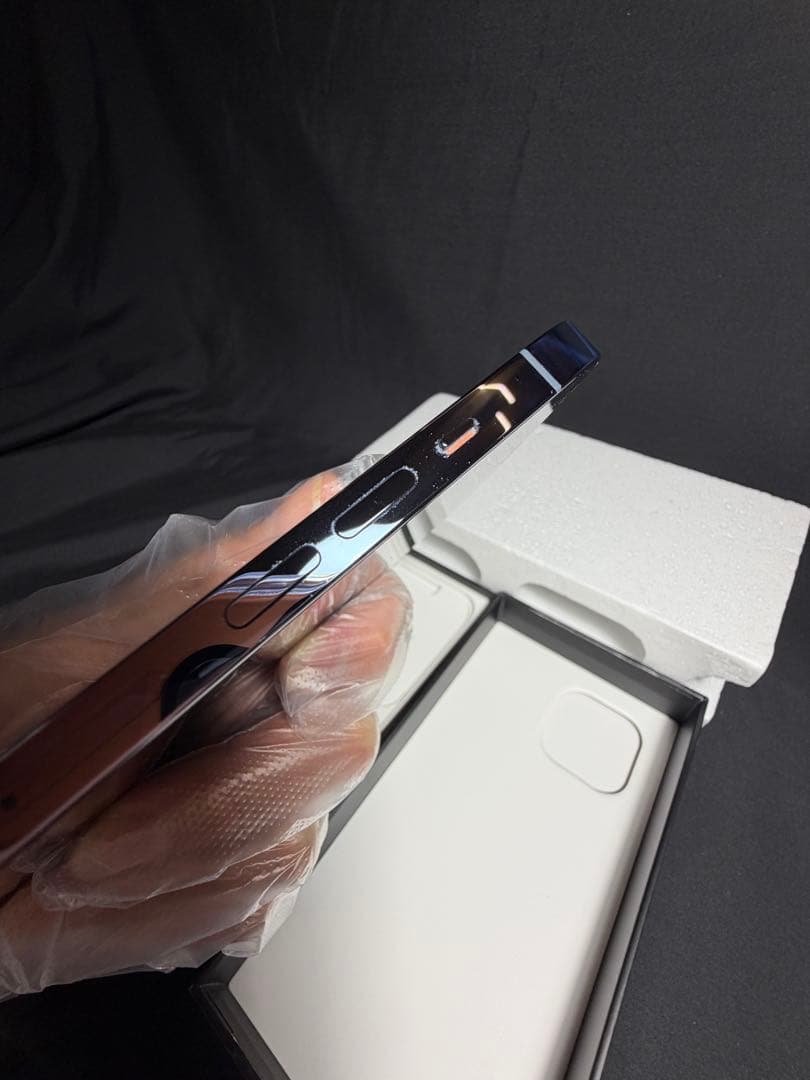 iPhone 13 Pro Max SIMフリー バッテリー99% 傷無し極美品