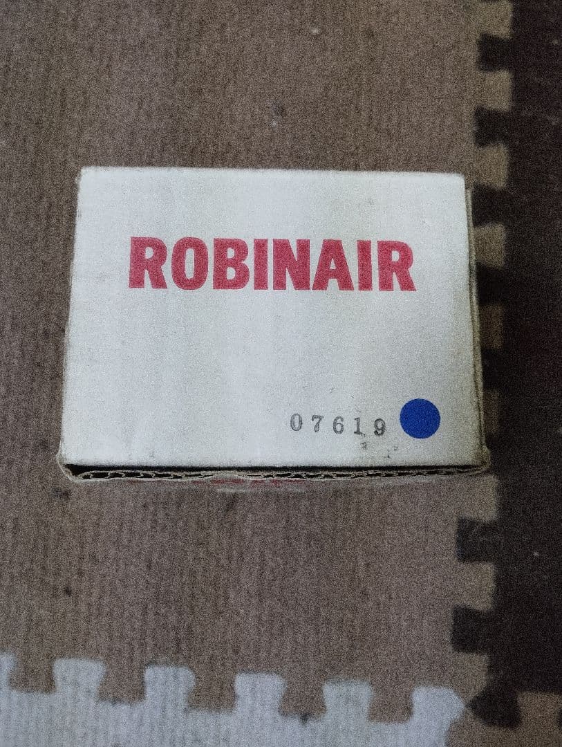 ロビネア　ROBINAIR ポケロビ 簡易真空ポンプ 15800EDP