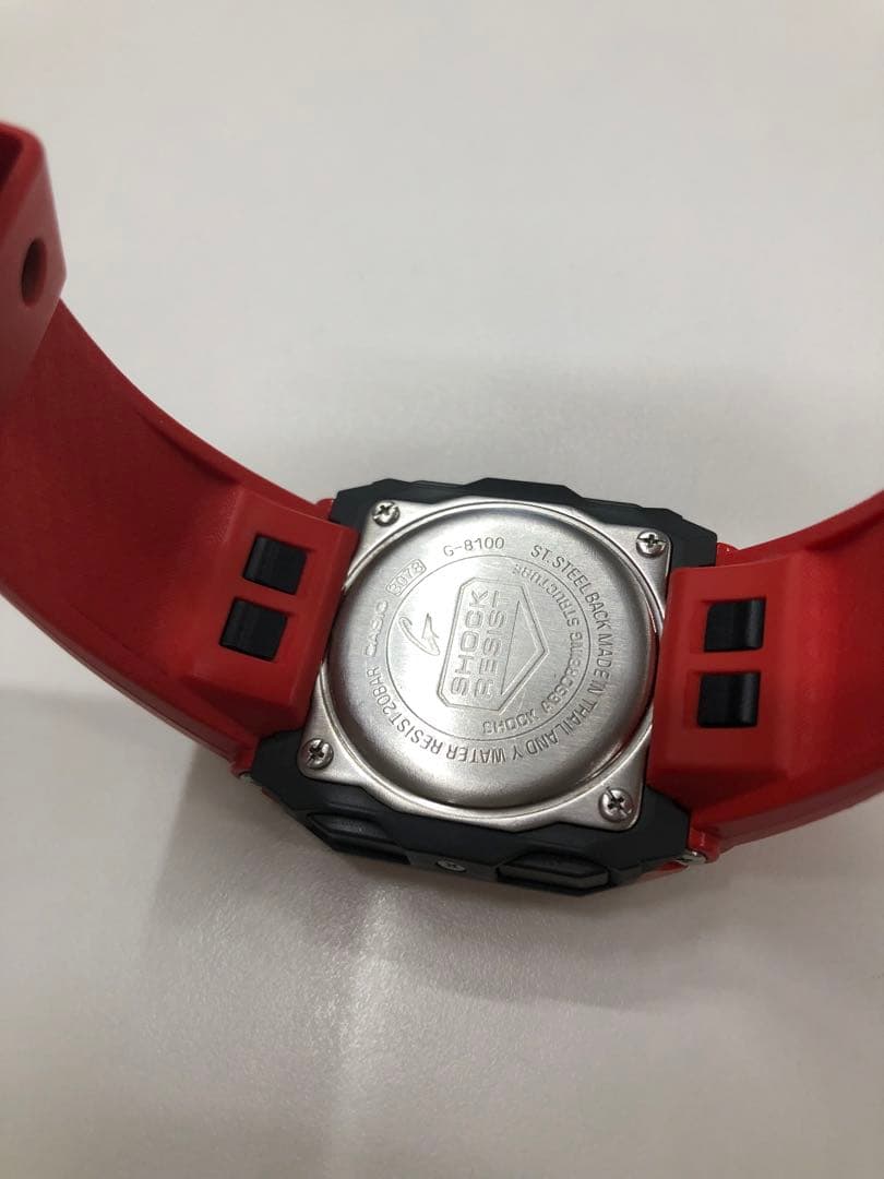 絶版貴重品。CASIO G-SHOCK g-8100 特に人気のレッド！