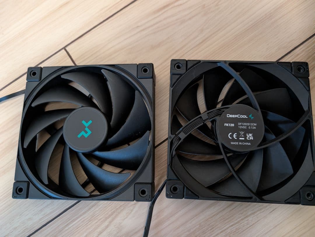 LIAN LI PCケース A4-H20　ケースファン付